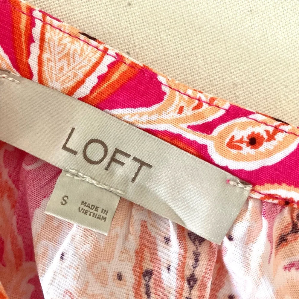 Loft Paisley Smocked Cuff V-Neck Button Blouse Size S